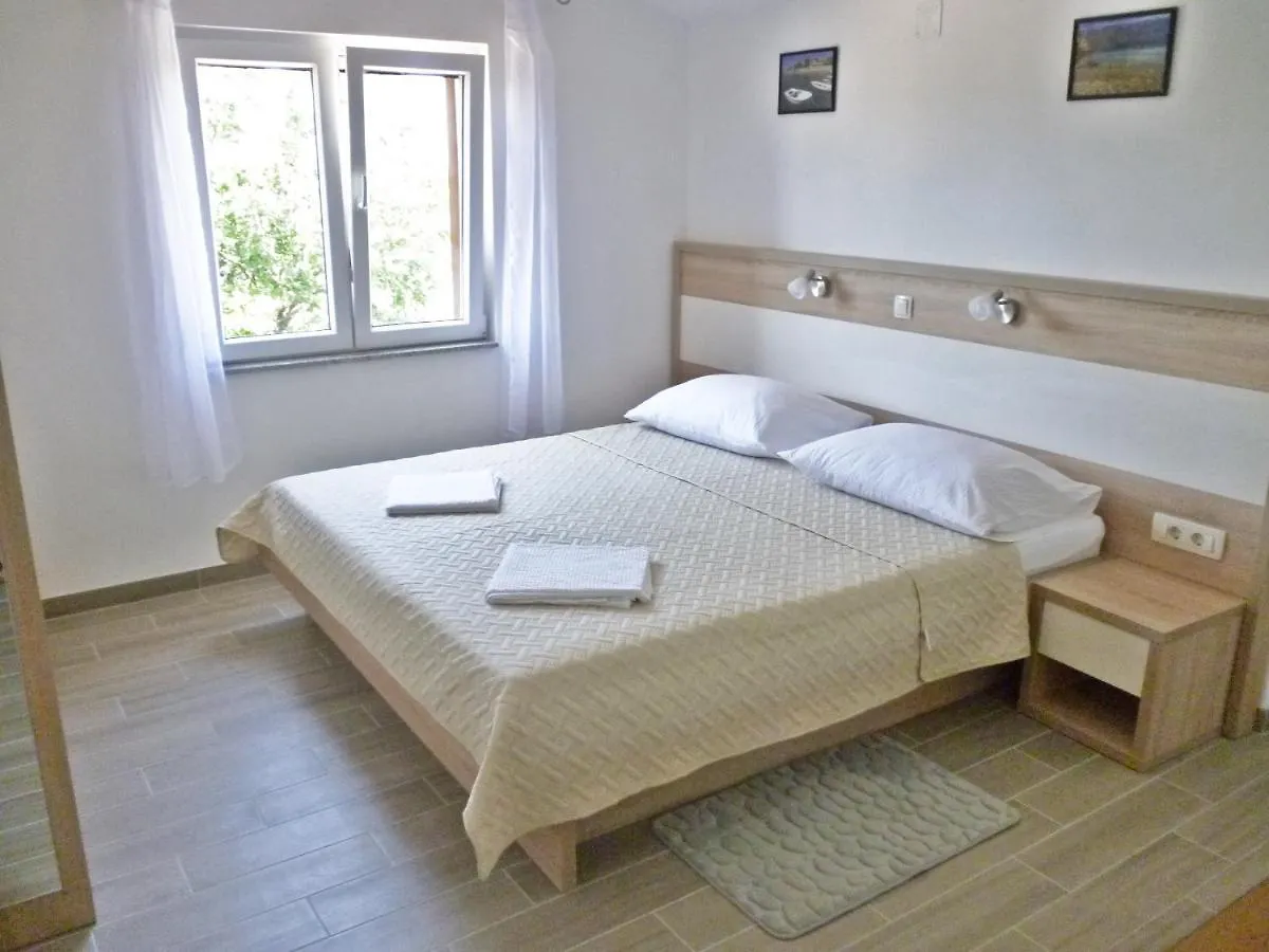 Apartman Bellevue Seline Croatia