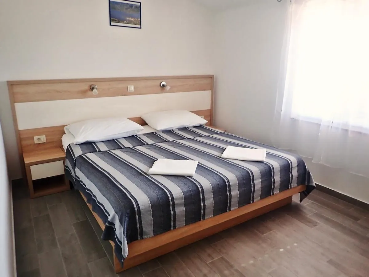 Apartman Bellevue Seline 0*,