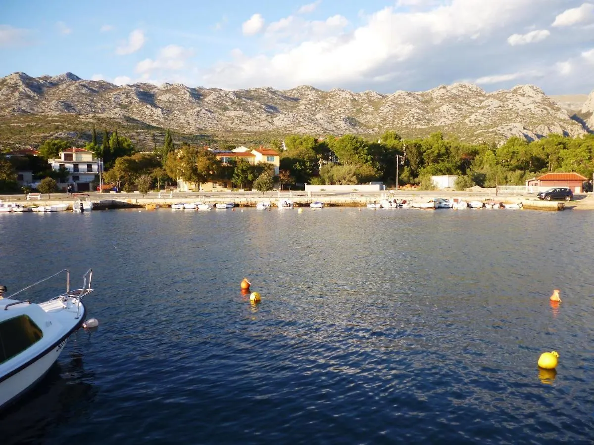 Apartment Apartman Bellevue Seline Croatia